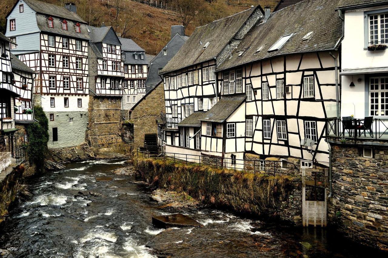 Ferienhaus Kirschbluete Monschau Buitenkant foto